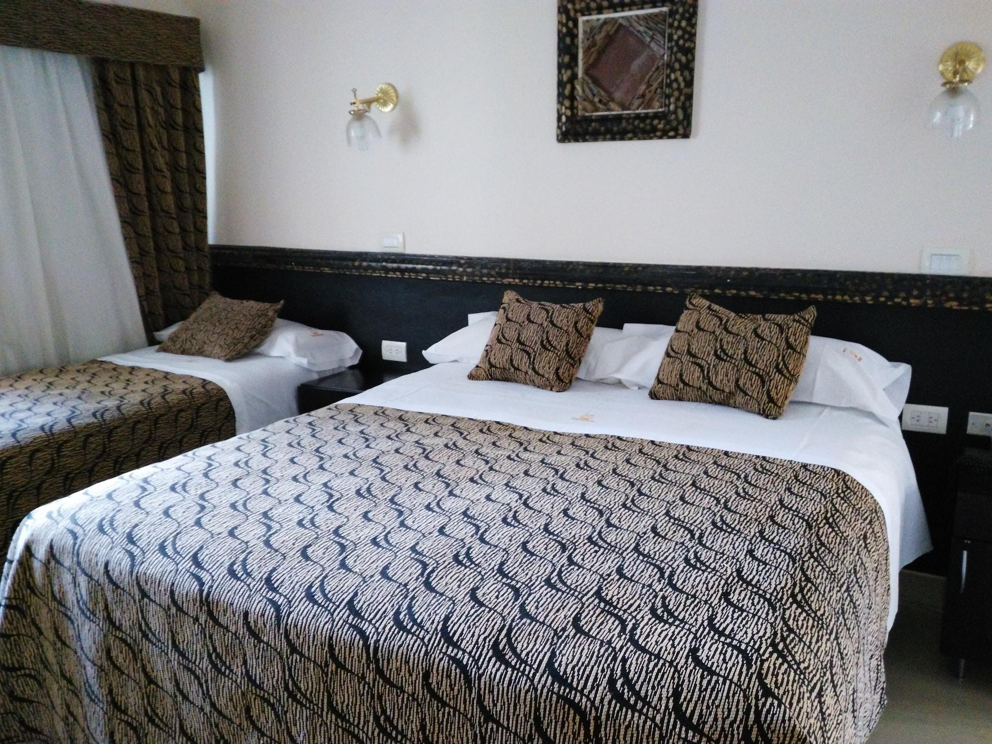 Hotel A&B Internacional Buenos Aires Extérieur photo